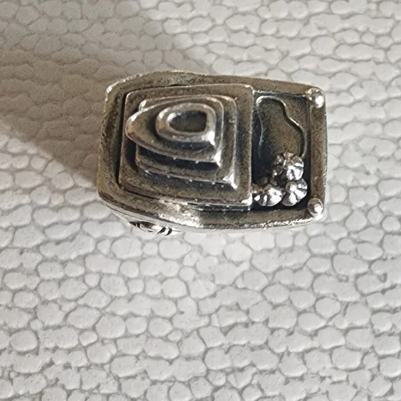 Pandora St. Kitts Cruise ship rare charm